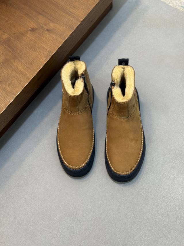 Louis Vuitton 路易威登 -高端品质 原单 男靴 -鞋面：高丝光牛皮拼接皮毛一体工艺、鞋身车缝品牌注塑模块 -大底：原版Tpr橡胶； -超高品控 做