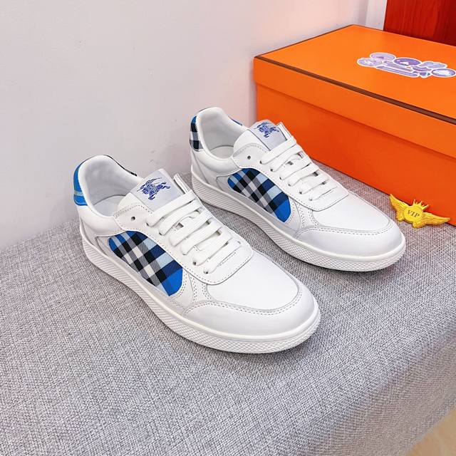 工厂p批 巴宝莉 男鞋高端品牌 官网1：1最新力作：鞋面采用意大利官网原版专用科技布面料搭配头层牛皮 原版舒适透气内里原版指定防滑大底制作让行走更加便捷舒适！独