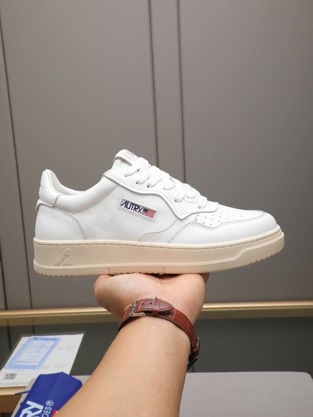 2025新款奥特里Autry黑白熊猫鞋 真皮拼色小白鞋！商品商標：Autr低帮休闲鞋 正碼碼數: 38-44 45定做 商品材料：鞋面进口头层牛皮，羊皮内里牛垫