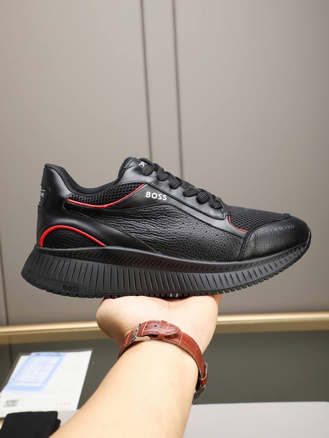 Boss 高端劲爆款 专柜设计 面部采用网料进口牛皮！橡胶耐磨大底，上脚方便，轻盈舒适有弹力，新潮时尚！！！两色选！码数：38-44 45定做
