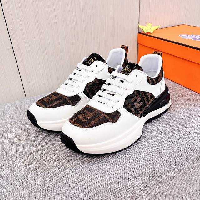 工厂p批 芬迪 男鞋高端品牌 官网1：1最新力作：鞋面采用意大利进口头层牛皮搭配舒适透气内里原版防滑耐磨大底制作，让行走更加便捷舒适！独家新款，惊世之作，与官方