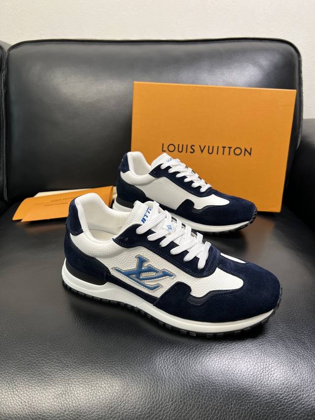 Lv 高品质 顶级工艺品 路易威登，专柜同步原厂配置，鞋面意大利进口，高品质拼接缤纷色彩复杂工艺品，进口牛皮里垫柔软舒适，鞋底：原厂特供原版底，Tpu独家活动成