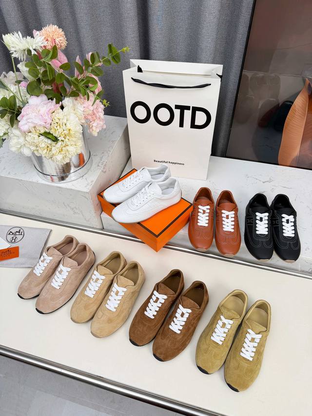 爱马仕2026春夏新款休闲运动鞋，原版1:1开发 Hermes 爱马仕休闲鞋情侣款 H家 四季新品运动鞋 H家 Master 运动鞋新品 简约鞋面牛皮面羊反绒面