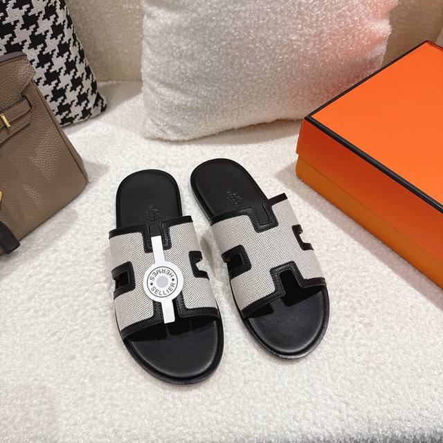 Hernes拼色爱马仕真皮面料、羊皮里、高端H男拖意大利耐磨真皮大底、市场急需货源：手工精细。原版复制、码数：39-46， 38.39.、45、46订制不退不换