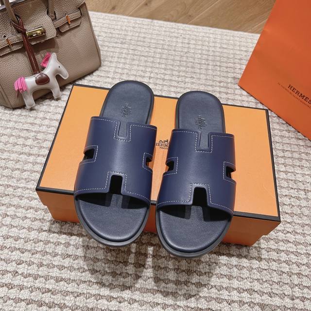 Hernes深蓝色爱马仕真皮面料、羊皮里、高端H男拖意大利耐磨真皮大底、市场急需货源：手工精细。原版复制、码数：39-46， 38.39.、45、46订制不退不