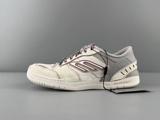 代购级别版本，区分市面普通货！Balenciaga巴黎世家 Hamptons Worn-Out 圆头系带 低帮 生活休闲鞋 情侣款 独立私模大底 原厂做旧手法