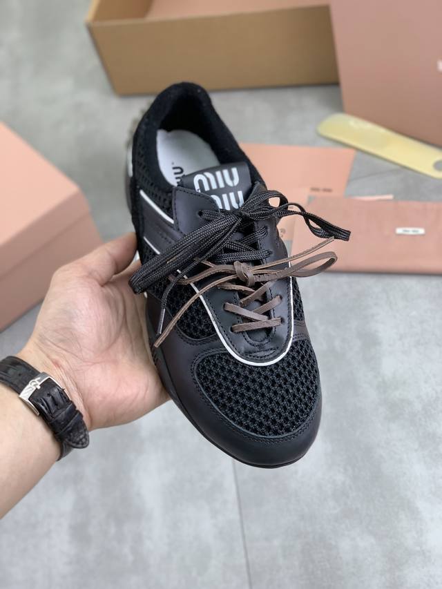 工厂p价p 实价 顶级版本Miumiu缪缪 X New Balance Nb530 休闲 运动鞋 阿甘鞋 德训鞋 原版购入开发做货 Miu Miu X New