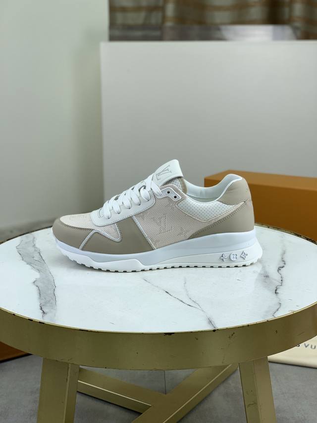 工厂p价p 实价 Louis Vuitton 原单 新款Lv路易威登 * 顶级版本 Lv经典潮鞋！选用进口原版牛皮 水染牛皮内里.最新款原版耐磨Tpu组合大底！