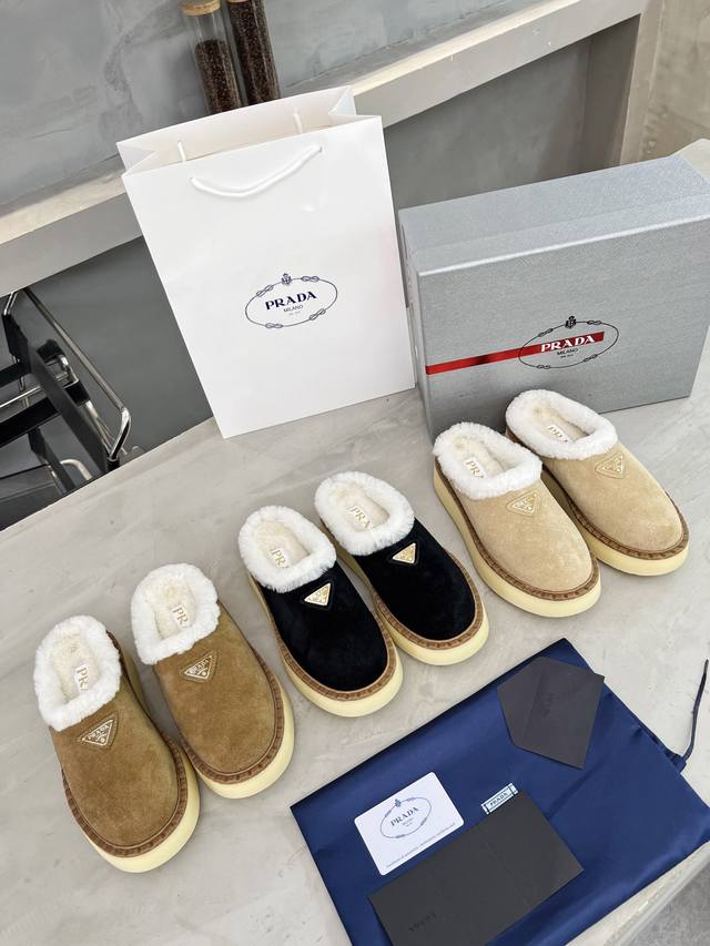 出厂 ，普家重版推出：高品质出货、厚底羊毛鞋时尚走秀款、鞋子上脚超暖和、轻便，鞋型韵味超赞、舒适度百分百、值得拥有. 大底：原版pu大底 鞋面：高丝光牛反绒 内