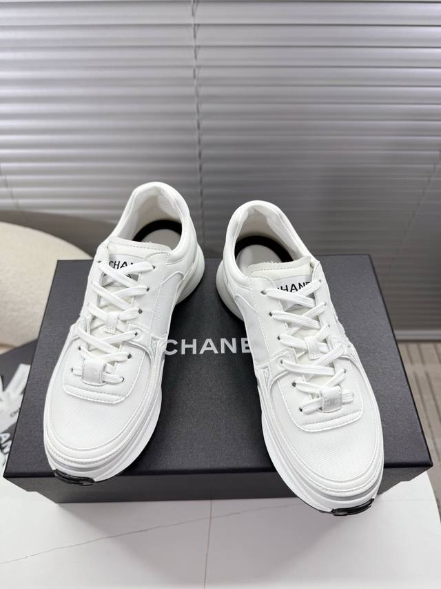 Chanel 金银角大王运动鞋 最新；国外走秀系列；小红书刷爆屏小卡款~~ 电镀牛皮拼接网面 牛皮镀膜面 3.5Cm原版防滑底 35 40正码 配套包装