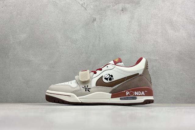 Air Legacy 312 慵懒大熊猫 国风特殊手绘私人定制 篮球鞋系列 号称 “最强三合一” 的 Legacy 312，自然有着杂交结合的设计，它的名字就展