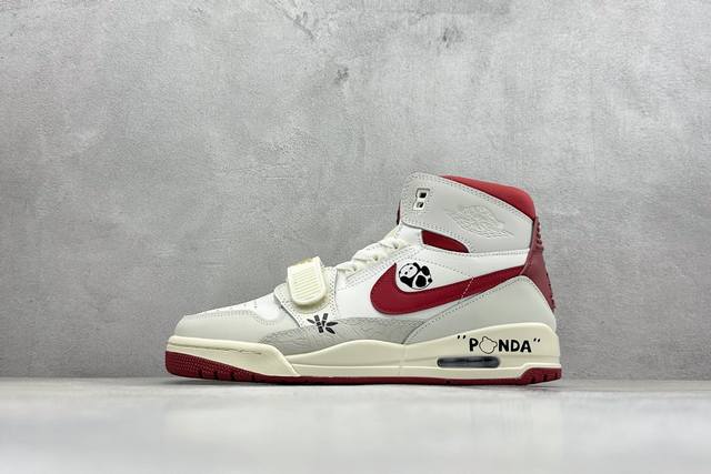 Air Legacy 312 慵懒大熊猫 国风特殊手绘私人定制 篮球鞋系列 号称 “最强三合一” 的 Legacy 312，自然有着杂交结合的设计，它的名字就展