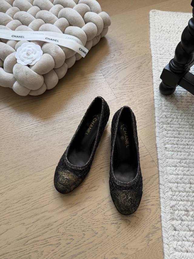 Chanel 25K新款珍珠玛丽珍单鞋 顶级版本？抢先发售 鞋面网纱 内里羊皮 真皮大底 码数：34-41 34 40 41定制不退换