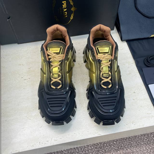 工厂p价p 5D打印 顶级版 prada 普拉达 经典情侣款暗黑摇滚系列休闲运动跑鞋 p家字母Logo朋克风格机甲拼色厚底系带老爹鞋 材质:鞋面进口环保透气太空