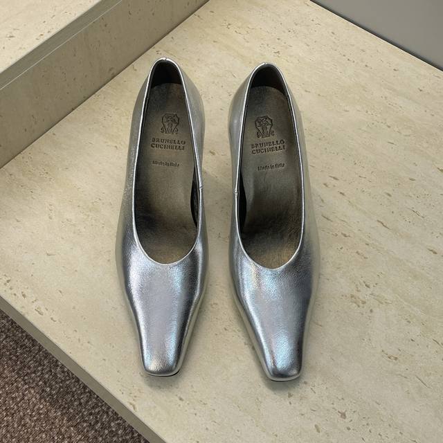 工厂p价p Brunello Cucineli 布鲁内诺库奇内利2026早春新款串珠女鞋 Bc高跟小方头拼色女单鞋 材质：鞋面进口小牛皮 进口羊猄皮 进口环保透