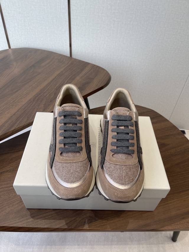 Brunello Cucinelli 25Ss最新 Bc 系带 休闲鞋 鞋面进口麂皮 进口牛皮 内里进口羊毛 0.5Mm圆形冲孔设计 透气不闷脚 独家开模超轻T