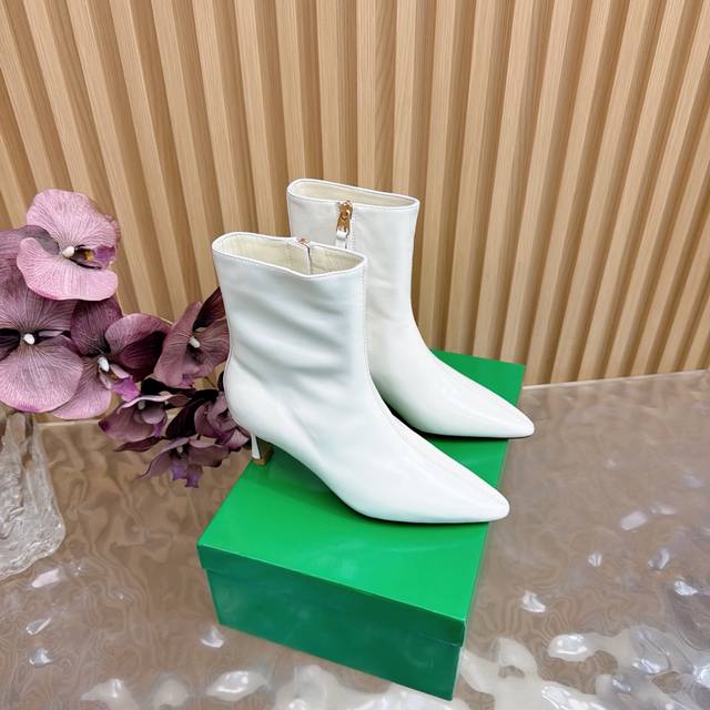 顶级版本Bottega Venet* 高跟短靴 7Cm 葆蝶家Bv最新款Adamo系列 女款两穿乐福鞋 原版购入开发 做货 Bottega Veneta 以 9