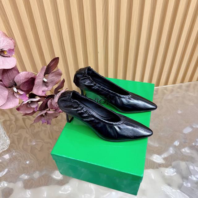 顶级版本Bottega Venet* 奶奶高跟单鞋 7Cm 葆蝶家Bv最新款Adamo系列 女款两穿乐福鞋 原版购入开发 做货 Bottega Veneta 以