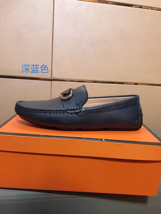 工厂P价 范思哲 新款男士休闲豆豆鞋、鞋面进口专用牛皮，羊皮里，橡胶耐磨大底每一位男士的身份衬托，低调不失奢华，上脚大气稳重高端定制不管风吹雨打鞋楦不变，经得起