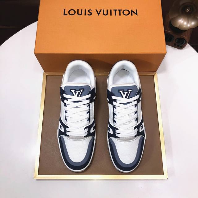 工厂P批 Louis Vuitton 情况款 原单新款Lv路易威登 * 顶级版本 Lv经典潮鞋！选用进口原版牛皮 水染牛皮内里.原版耐磨橡胶大底！高品质精品！码