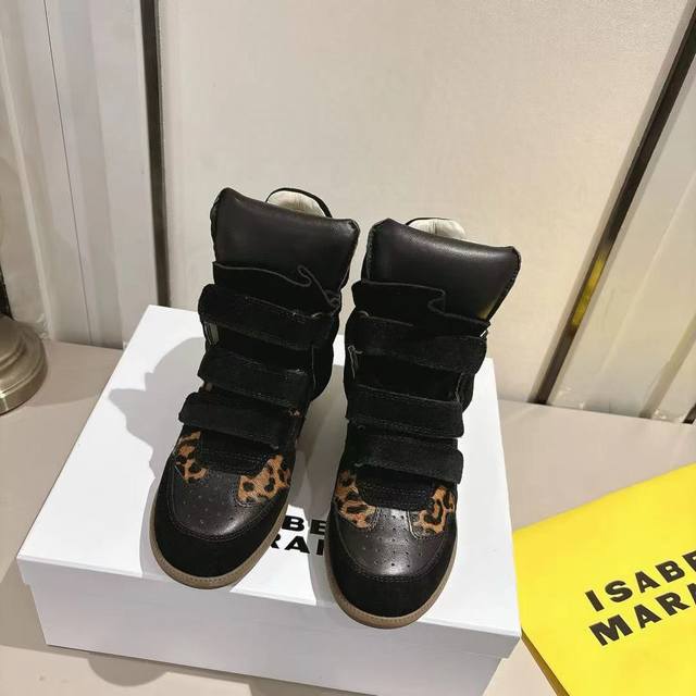 实价 Sabel Marant 伊莎贝尔秋冬最新款高帮鞋 DDD 超多明星网红博主热推款 妥妥的**神器 一双简单又不失高级的高帮鞋 原版1:1复刻细节 隐线大