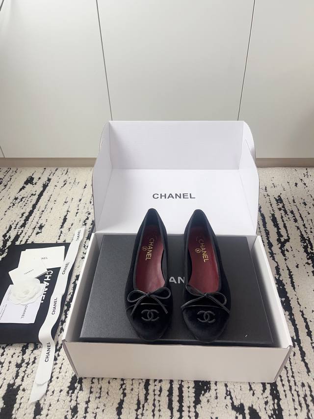 代购级 Chanel香奈儿26A DDD 官网同步上新款 精致芭蕾舞鞋 DDD 购入正品1:1开发 DDD 蝴蝶结与双C编织鞋头 原版复刻 DDD 面料 内里
