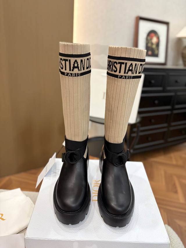 工厂P价 DDD Dior Chrono迪奥 25Ss高版本新款中帮. 高帮靴. 简约超级百搭. 鞋面搭配 Logo尼龙织带Cd标锁扣.上脚更是舒适完美奢华可任