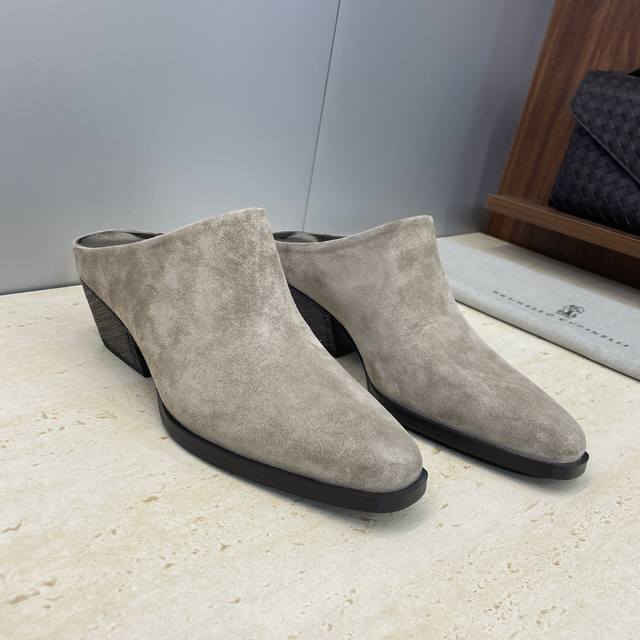 工厂P价P DDD Brunello Cucineli 布鲁内诺库奇内利2026早春新款粗跟串珠女鞋 Bc中跟方头拼色穆勒凉拖鞋 DDD 材质：鞋面进口小牛皮