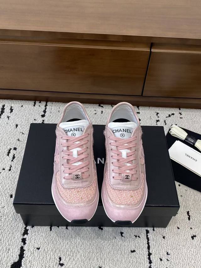 高版本 DDD Chanel新款棒球鞋 顶级版本 小香2025全新棒球鞋来啦~~~ 初夏第一爆款来袭 宝贝们金手指动起来！ Chanel香奈儿25最新款厚底休闲