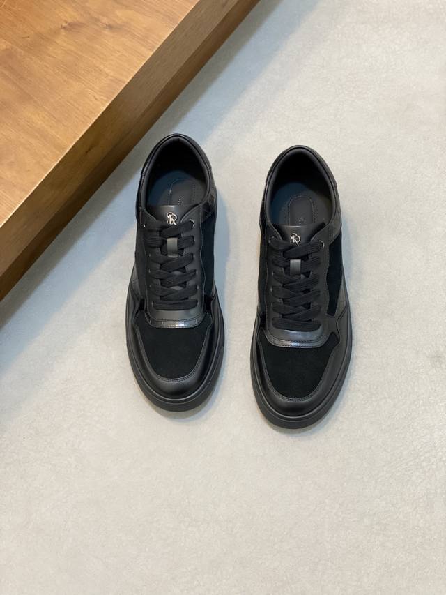 2025新款！原版品质Stefano Ricci 史蒂芬劳.尼治男士运动鞋，采用进口原版小牛皮，皮质柔软细腻，做工细节到位，鞋底原版设计，舒适度极好！尺码：39