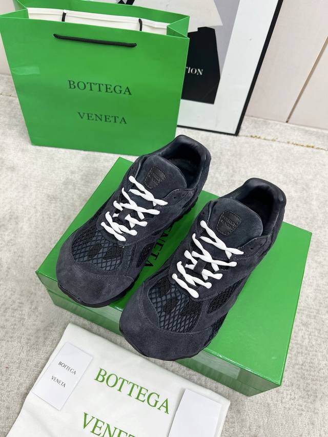 顶级版本 情侣款 DDD Bottega Veneta葆蝶家23Ss秋冬秀款Bv Orbit运动鞋 DDD 王一博 同款 情侣款休闲鞋老爹鞋！Runner运动鞋