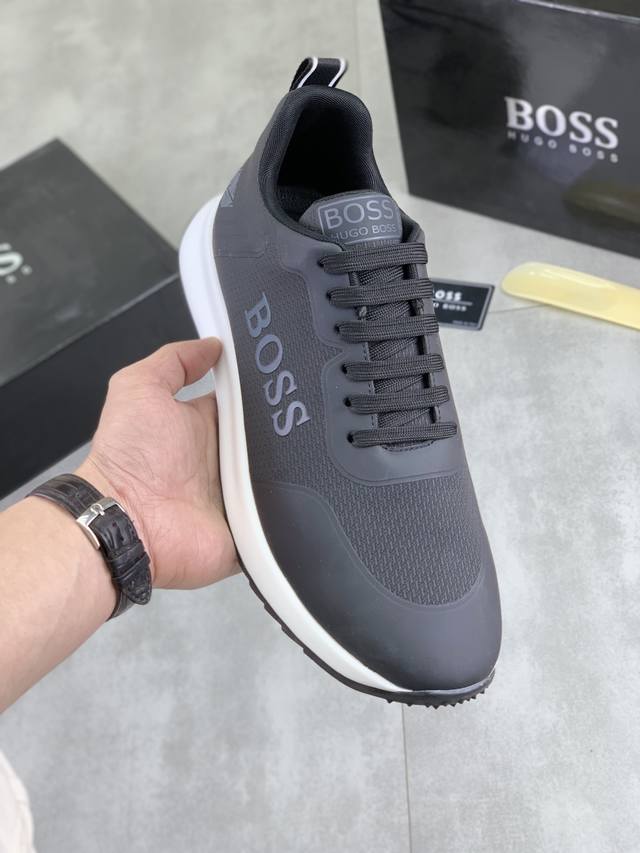 工厂P价P 实价 Boss 原版系带男鞋 经典高帮款休闲鞋本款是官方主打经典款，质量，原厂名师制作，采用进口飞织透气面料舒适透气网布內里羊皮鞋垫，完美楦型，大方