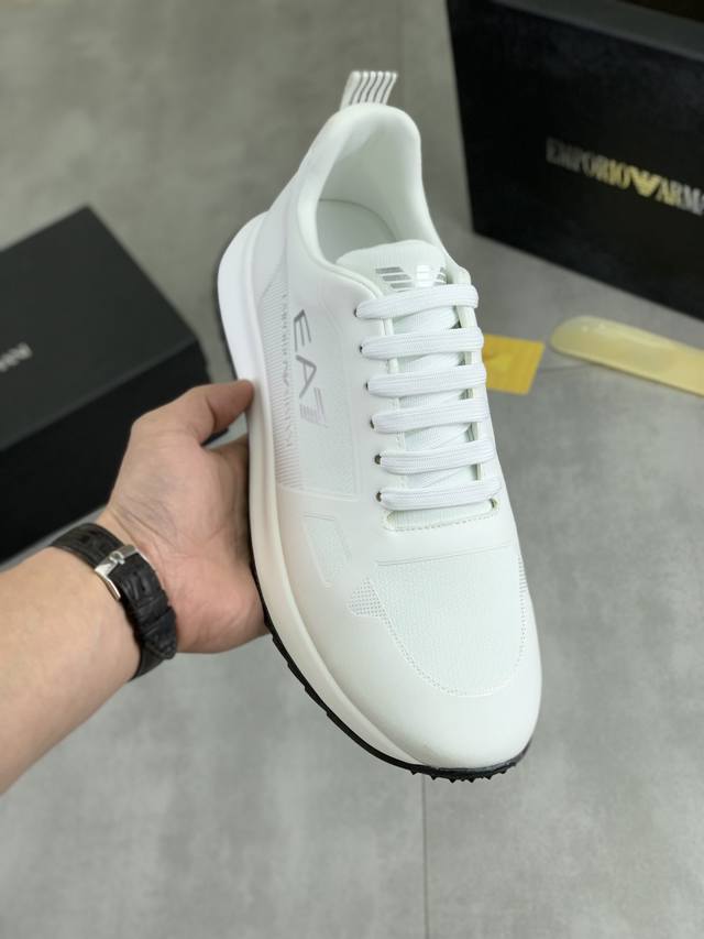 工厂P价P 实价 Giorgio Armani阿玛尼新款休闲运动男鞋到货，Kint-And-Leather Snakers新秀首发 DDD 这款提供原创设计，并