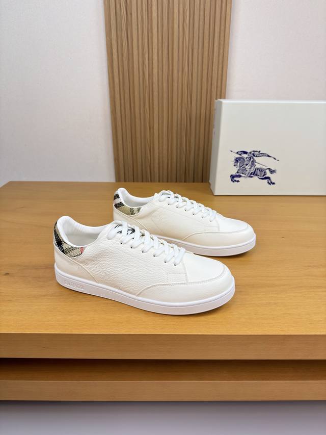 调工厂P价 男装男鞋 运动原单 Burberry 巴宝莉 DDD -高端品质 原单 休闲运动板鞋 DDD -鞋面:进口荔纹小牛皮、鞋口.品牌图腾布匹、鞋舌.注塑 调工厂P价 男装男鞋 运动原单 Burberry 巴宝莉 DDD -高端品质 原单 休闲运动板鞋 DDD -鞋面:进口荔纹小牛皮、鞋口.品牌图腾布匹、鞋舌.注塑