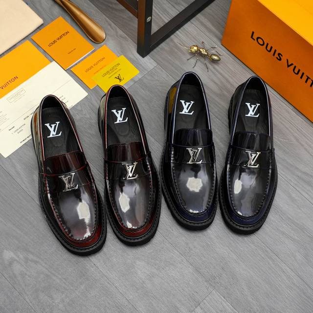 商品商标：Lv 路易威登 商务套脚皮鞋 DDD 正码码数: 38-45 45定做不退换 DDD 商品材料：精选优质擦色牛皮鞋面 牛皮内里 原版橡胶大底 DDD