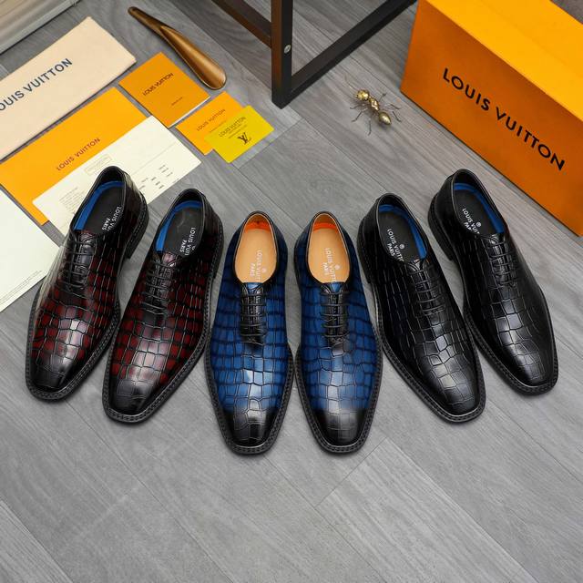 商品商标：Lv 路易威登 商务系带皮鞋 DDD 正码码数: 38-45 45定做不退换 DDD 商品材料：精选优质石头纹牛皮鞋面 牛皮内里 橡胶大底 DDD