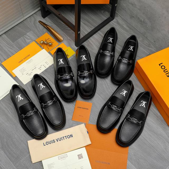 商品商标：Lv 路易威登 商务套脚皮鞋 DDD 正码码数: 38-45 45定做不退换 DDD 商品材料：精选优质珠光牛皮鞋面 牛皮内里 原版橡胶大底 DDD