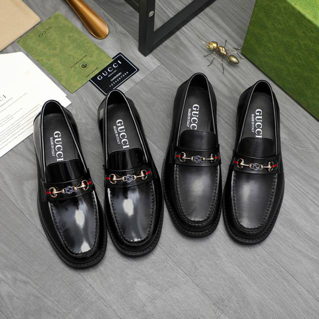 商品商标：Gucci 古驰 商务套脚皮鞋 DDD 正码码数: 38-45 45定做不退换 DDD 商品材料：精选优质牛皮鞋面 牛皮内里 原版橡胶大底 DDD