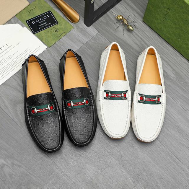 商品商标：Gucci 古驰 休闲套脚男鞋 DDD 正码码数: 38-45 DDD 商品材料：精选压纹牛皮鞋面 猪皮内里 橡胶大底 DDD