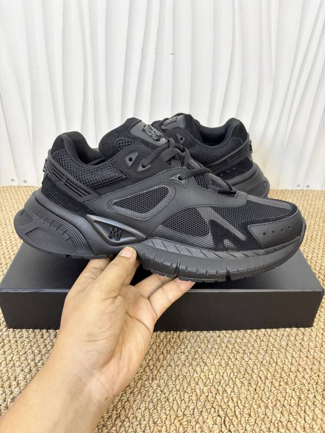 工厂P价 女装女鞋 运动原单 Amiri埃米尔爆款情侣休闲时尚领头羊。来自洛杉矶的高街潮牌独家爆版，众多明星网红同款，中国新说唱歌手小白Gali 王一博 杨幂等