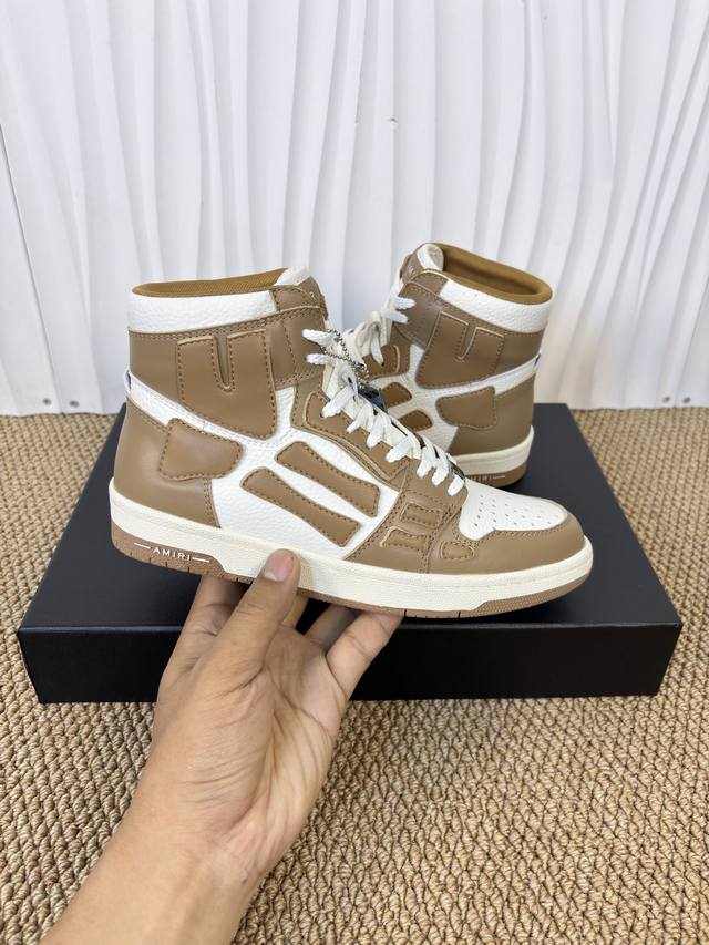 工厂P价 女装女鞋 运动原单 Amiri埃米尔爆款情侣骨头鞋。休闲时尚领头羊。来自洛杉矶的高街潮牌独家爆版骨头鞋，众多明星网红同款，中国新说唱歌手小白Gali