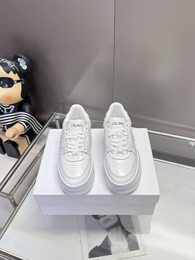 工厂P价 女装女鞋 运动原单，码数35-40 41定做 DDD 2026Celine 新款厚底小白鞋是经典但也一直在出新 DDD 侧面的凯旋门标识比之前更有辨识