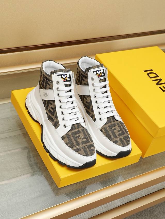 工厂P价 Fendi 芬迪小怪兽 男士休闲鞋最新元素潮爆全球，官网火爆热卖，最新休闲鞋，原版版本，面料选用原版布料头层羊皮内里，原版防滑大底，舒适以质量说话，颜