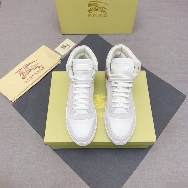 Burberry 巴宝莉新款进口头层小牛皮,羊皮内里非常舒适,原版大底,黑白两色、细节决定品质,欢迎对比,码数:38-44, 45一46 订做 编号019 DD Burberry 巴宝莉新款进口头层小牛皮,羊皮内里非常舒适,原版大底,黑白两色、细节决定品质,欢迎对比,码数:38-44, 45一46 订做 编号019 DD