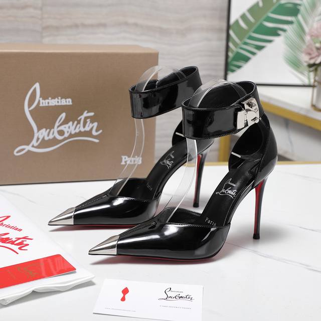 Christianlouboutin路铂廷 Cl红底鞋 中空凉鞋鞋 DDD ‖ 全球限量！来自拉斯维加斯的祝福灵感来自拉斯维加斯的炫彩霓虹 DDD 手工制作，精