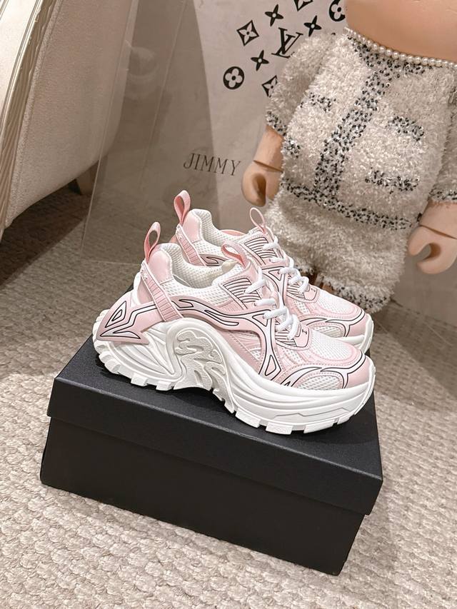 出厂价Pp： DDD Chanel香奈儿26Ss最新款小白鞋 休闲 运动鞋 滑板鞋 原版购入开发做货 DDD 小香 C家 专柜又一超级大爆款，网红博主小姐姐们的