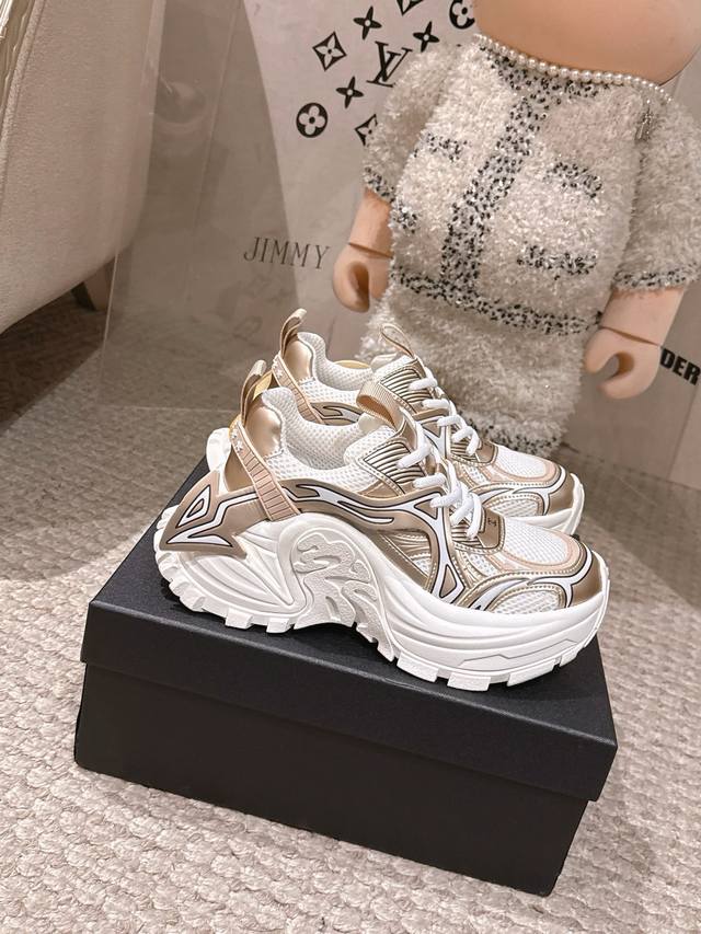 出厂价Pp： DDD Chanel香奈儿26Ss最新款小白鞋 休闲 运动鞋 滑板鞋 原版购入开发做货 DDD 小香 C家 专柜又一超级大爆款，网红博主小姐姐们的