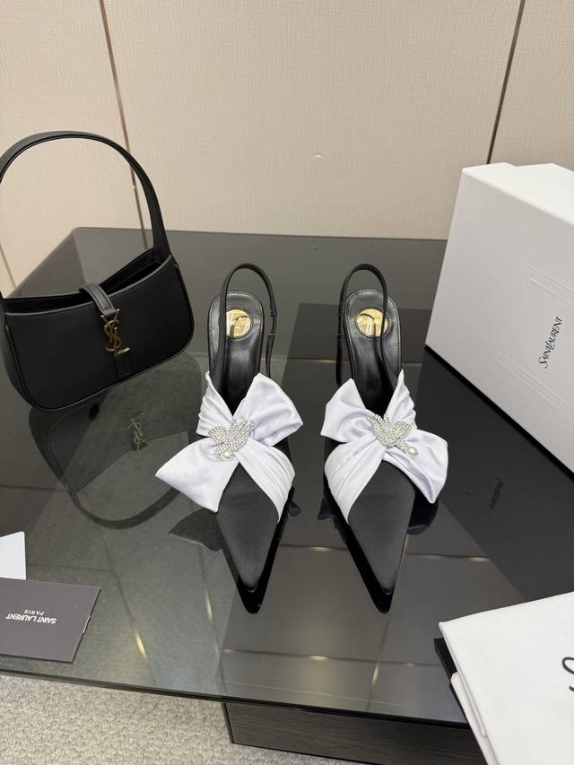 顶级版本 DDD Saint Laurent 圣罗兰蝴蝶结凉鞋尖头高跟鞋Ysl姐姐的美丽尤物高跟鞋 又是人间圣罗兰 Rose同款的高跟鞋化很好修饰脚型，奢华金属