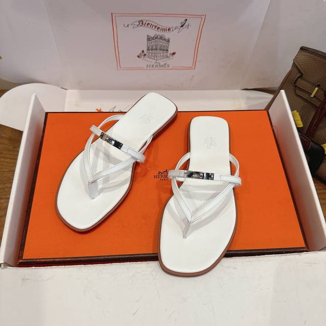 Hermes... A Eclair DDD 2026新色+爆款系列 DDD 版型超正，有一定厚度增高显腿长！透体透气 DDD 舒适的小牛皮，真皮包边垫脚 DD