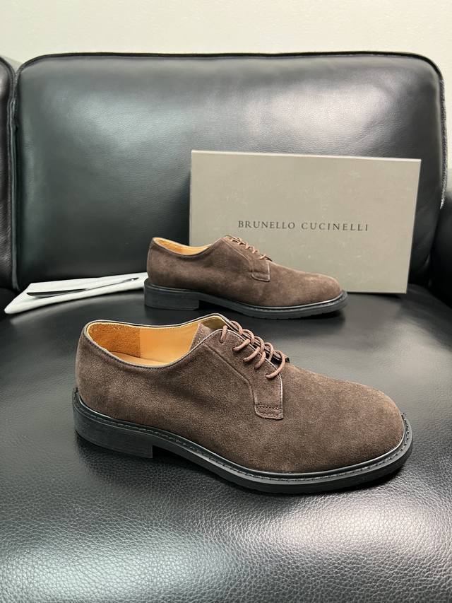 Brunello Cucinelli 高品质 顶级工艺品 Bc 专柜同步原厂配置，意大利进口牛皮面料牛内里垫，高品质拼接复杂工艺，透气舒适 鞋底：原厂特供原版底